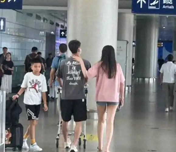 Zhb, 更没有被关, 根据此前郭 Zhb, 更没有被关, 根据此前郭