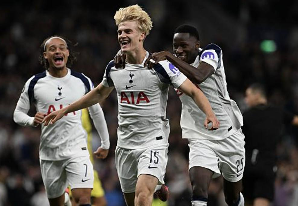 尔表现出色 尔表现出色